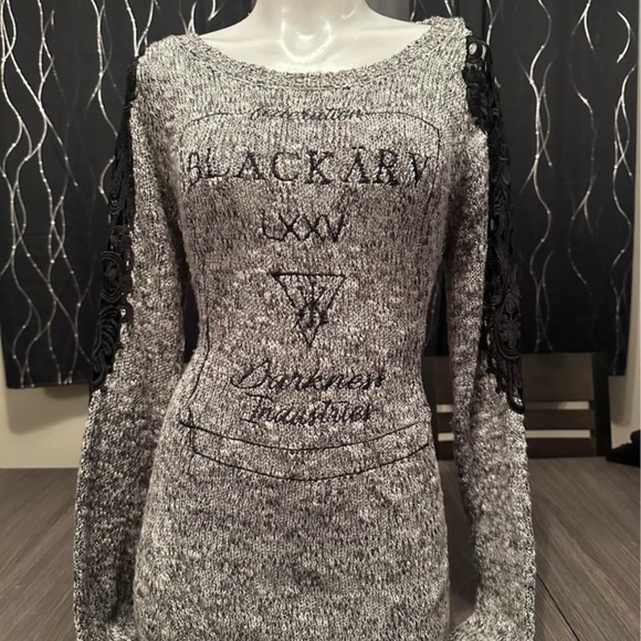 Blackarv lace long sleeve size Large - Picture 1 of 3